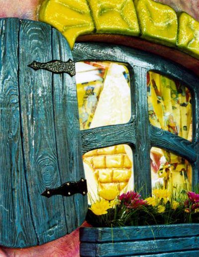 Detalle ventana Casa de Tina local recreativo VID Boys