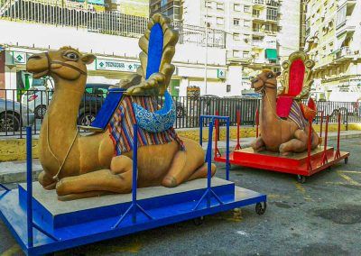 Plataformas camellos para Reyes Magos