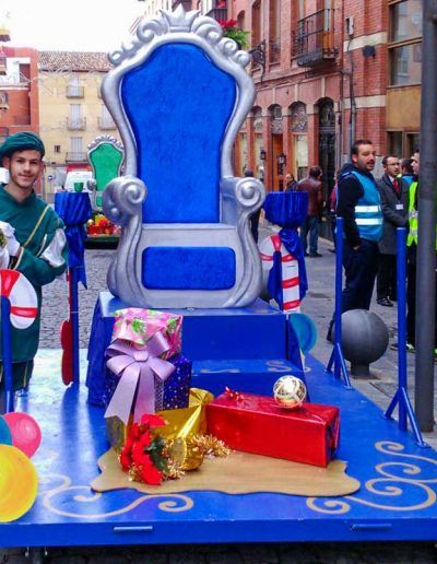 Plataforma-con-trono-para-Rey-Mago
