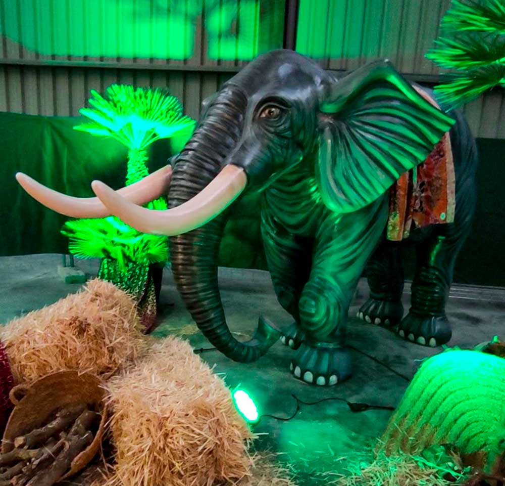 Figura-de-elefante-para-Reyes-Magos Figura-de-elefante-para-Reyes-Magos
