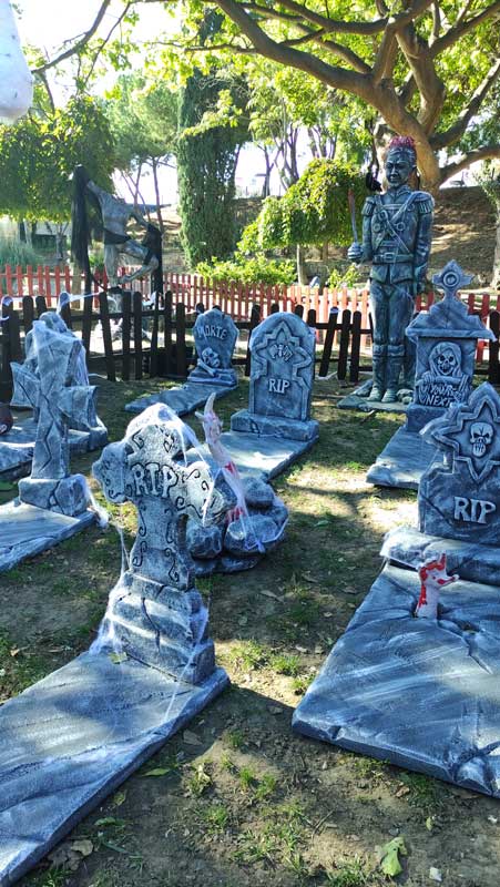 Decorado-de-cementerio-para-Halloween Decorado-de-cementerio-para-Halloween