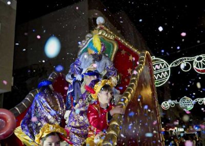 Carrozas de Reyes Magos en Adra
