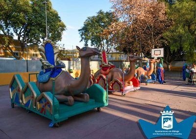 Plataformas con camellos para los Reyes Magos