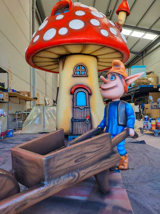 Casa seta y duende de Parauta Casa seta y duende de Parauta