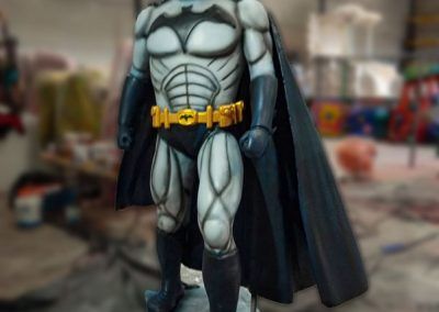 Figura de Batman a gran escala